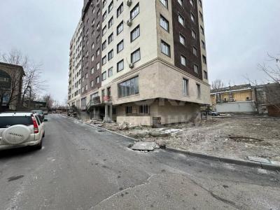 Продаю помещение свободного назначения 163кв. м., Аламедин-1.