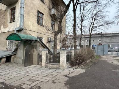 Продаю помещение свободного назначения 60кв. м., ул. Турусбекова.