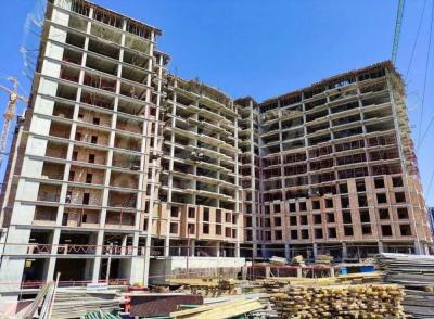 Продаю 3-комнатную квартиру, 105кв. м., этаж - 4/14, Токомбаева.