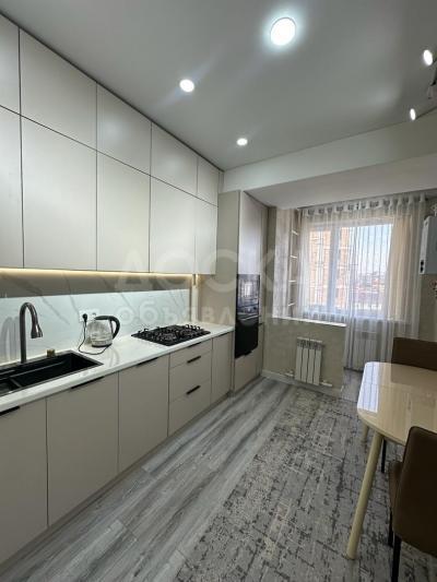 Продаю 2-комнатную квартиру, 59кв. м., этаж - 9/12, район Физприборы.