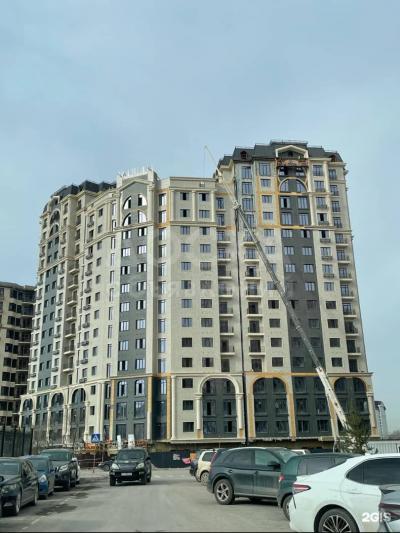 Продаю 3-комнатную квартиру, 104кв. м., этаж - 2/16, асанбай.