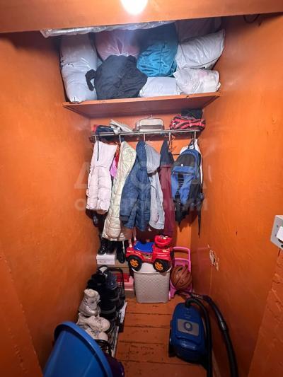 Продаю 4-комнатную квартиру, 80кв. м., этаж - 5/5, Токтогула/ Бейшеналиева.