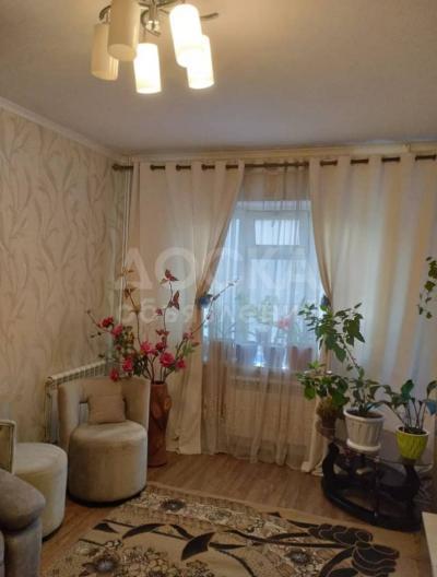 Продаю 2-комнатную квартиру, 45кв. м., этаж - 7/9, 12-мкр.