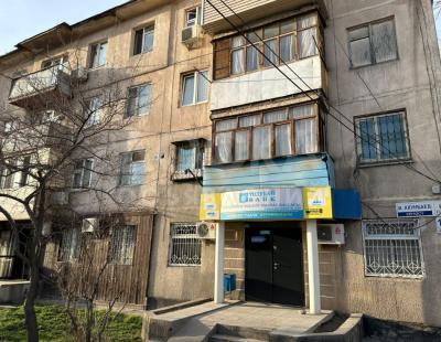 Продаю 2-комнатную квартиру, 44кв. м., этаж - 4/4, Ататюрк.