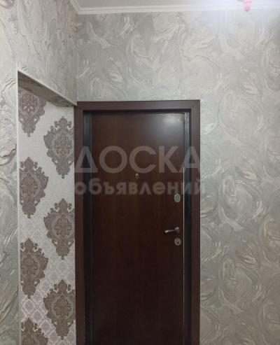 Продаю 1-комнатную квартиру, 43кв. м., этаж - 2/9, Аламедин 1.