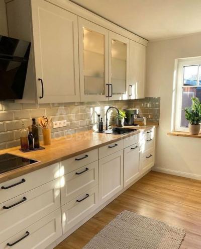 Сниму 1-комнатную квартиру, 45кв. м., этаж - 3/9, В микрарайонах.