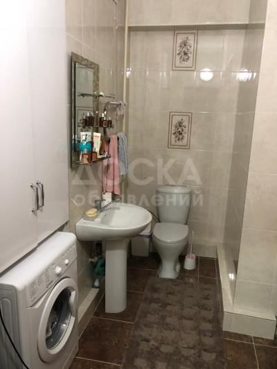 Сдаю 3-комнатную квартиру, 87кв. м., этаж - 7/13, по Орозбекова,Ориентир боконбаева.