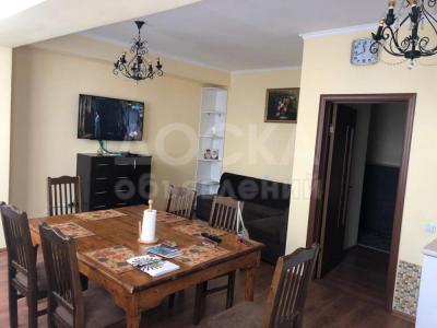 Сдаю 3-комнатную квартиру, 87кв. м., этаж - 7/13,  Боконбаева- Панфилова.