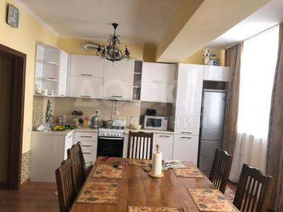 Сдаю 3-комнатную квартиру, 87кв. м., этаж - 7/13, Ориентир Панфилова-Боконбаева, квартира по ул Орозбекова.