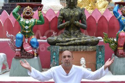 На раскладе таро подробно рассмотрю ваш вопрос, помогу наладить любую жизненную сферу, проведу диагностику негатива, чистку, поставлю защиту на вас и вашу семью, помогу вернуть любимого, гармонизировать отношения, привлечь удачу, наладить бизнес