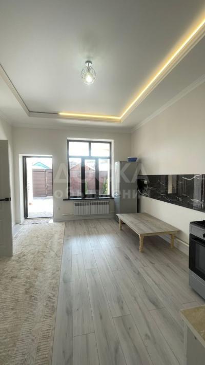 Продаю дом 3-ком. 87кв. м., этаж-1, 3-сот., стена кирпич, Рабочий городок Гагарина/Матыева.