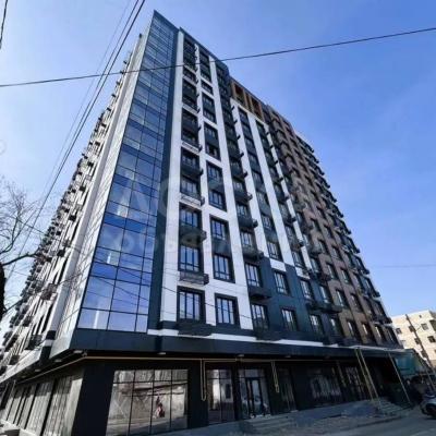 Продаю 1-комнатную квартиру, 44кв. м., этаж - 11/13, Политех.