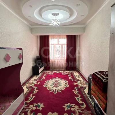 Продаю 1-комнатную квартиру, 47кв. м., этаж - 6/10, Баха/Гагарина .