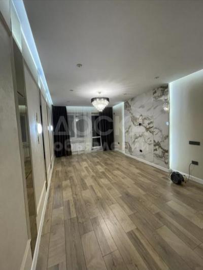 Продаю 1-комнатную квартиру, 52кв. м., этаж - 7/9, Горького/ Алматинка.