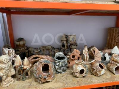 Продаю декорации для аквариума. Цены разные от 200 сом и выше.
Норки для разведения сомиков, цена 350 сом.