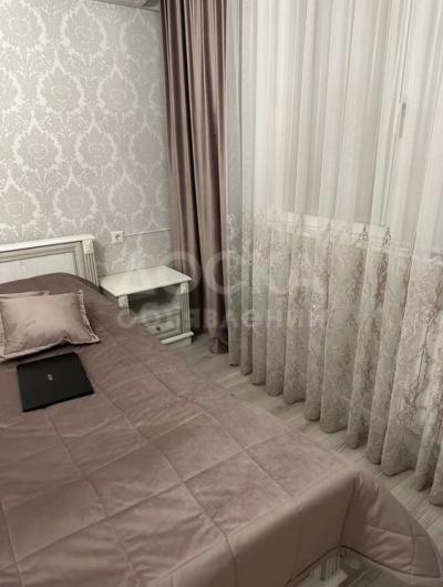 Сдаю 1-комнатную квартиру, 40кв. м., этаж - 3/5, Гоголя-Карпинская..