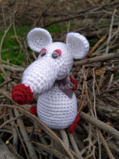Игрушка-амигуруми Крысенок