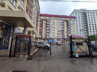 Продаю 3-комнатную квартиру, 129кв. м., этаж - 5/10, Коенкозова/Сыдыкова.