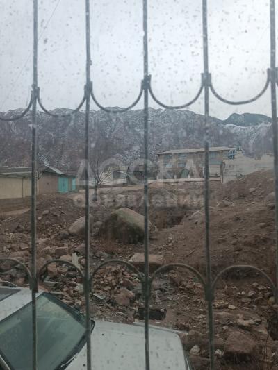 Продаю 2-комнатную квартиру, 52кв. м., этаж - 1/4, село Кажи-Сай.