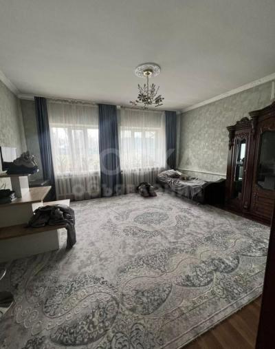 Продаю дом 6-ком. 200кв. м., этаж-1, 20-сот., стена другое, с.Ленинское.