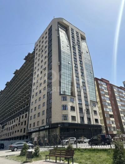 Продаю 1-комнатную квартиру, 52,2кв. м., этаж - 2/9, мкр Джал .