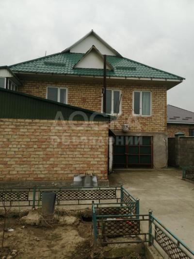 Продаю дом 6-ком. 150кв. м., этаж-2, 5-сот., стена кирпич, Ала-Тоо Эркин Тоо 7 .