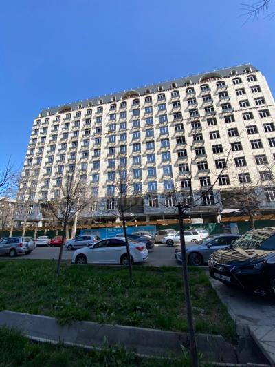 Продаю 2-комнатную квартиру, 74кв. м., этаж - 8/10, Панфилова / Московский (Золотой квадрат).