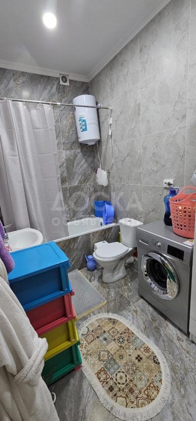 Продаю 1-комнатную квартиру, 34кв. м., этаж - 8/9, мичурина дом 121.