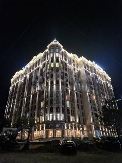 Продаю 2-комнатную квартиру, 95,72кв. м., этаж - 10/12, Токомбаева 15а.