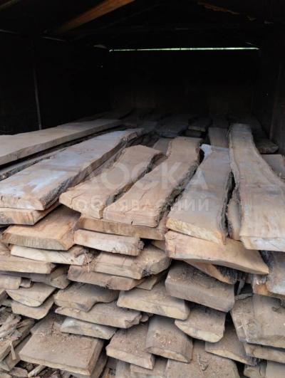 Продаю сухой карагач, доски 60 мм; сухой орех, доски.