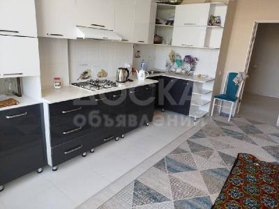 Продаю 2-комнатную квартиру, 71кв. м., этаж - 8/10, Ленинский район .