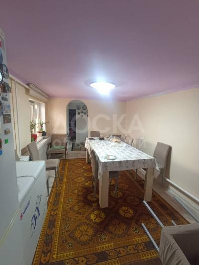 Продаю дом 4-ком. 90кв. м., этаж-1, 10-сот., стена кирпич, Новопокровка.