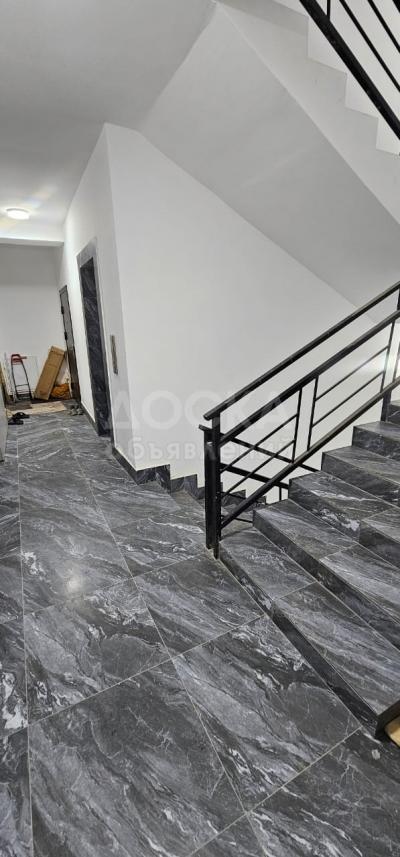 Продаю 1-комнатную квартиру, 34кв. м., этаж - 8/9, с. Лебединовка ул. Мичурина дом № 121 "б.