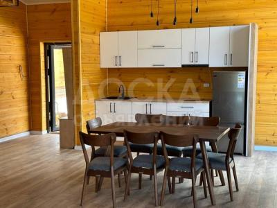 Продаю коттедж 3-ком. 90кв. м., этаж-1, 1-сот., стена другое,  Чолпон-Ата.