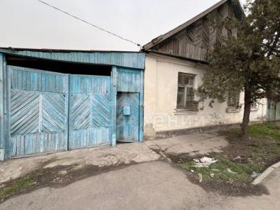 Продаю дом 5-ком. 160кв. м., этаж-1, 4-сот., стена саман, Жукеева Пудовкина дом 30.