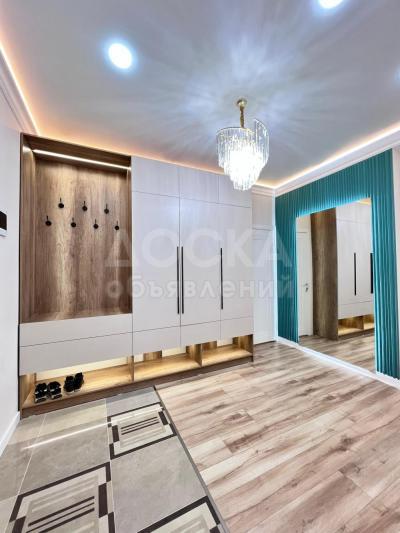 Продаю 3-комнатную квартиру, 92кв. м., этаж - 12/14, Токтогула/Тоголок-молдо.