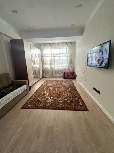 Продаю 2-комнатную квартиру, 65кв. м., этаж - 8/12, Чуйкова\Орозбекова.