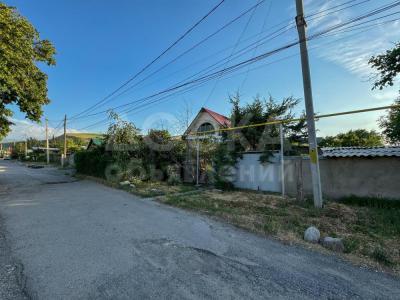 Продаю дом 2-ком. 29 м2 кв. м., этаж-1, 5-сот., стена саман, С.Чон Арык ул.Подольская /Магистральная .