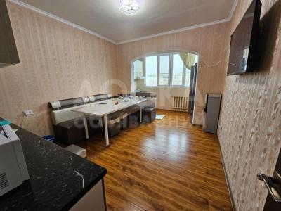 Продаю 3-комнатную квартиру, 101кв. м., этаж - 9/9, 11-микрорайон.