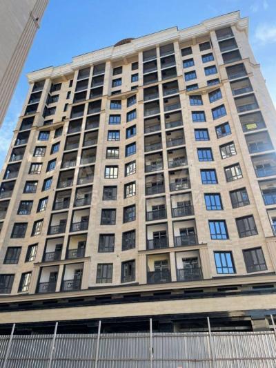 Продаю 4-комнатную квартиру, 136кв. м., этаж - 13/14, Магистраль / Сухэ Батора .