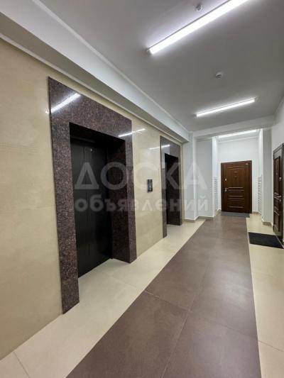 Продаю 1-комнатную квартиру, 60кв. м., этаж - 3/13, токомбаева.