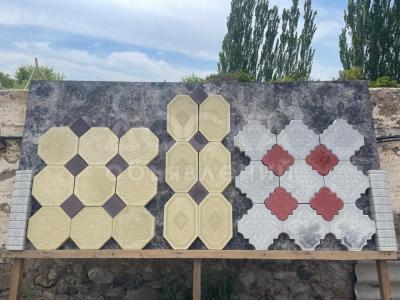 Евро брусчатки в селе Тору-Айгыр