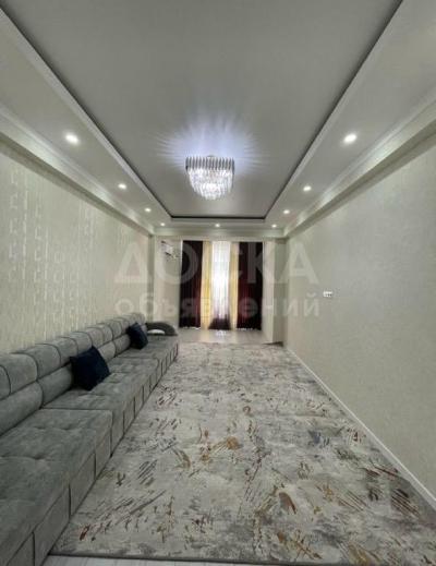 Продаю 2-комнатную квартиру, 68кв. м., этаж - 6/12, 12 мкр.