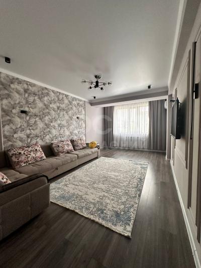 Продаю 2-комнатную квартиру, 76кв. м., этаж - 5/12, Суха Батора Магистраль.