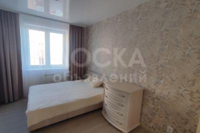 Сдаю 2-комнатную квартиру, 60кв. м., этаж - 3/9, ул Киевская,Ориентир : Военторг.Бишкек Парка..