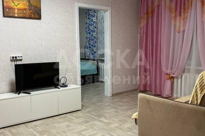 Сдаю 1-комнатную квартиру, 37кв. м., этаж - 2/9, Молодая Гвардия.