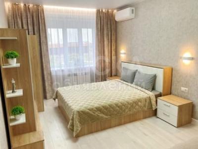 Сдаю 2-комнатную квартиру, 60кв. м., этаж - 3/4, ул Скрябина..