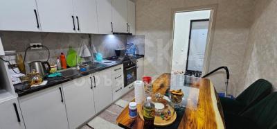 Продаю 1-комнатную квартиру, 34кв. м., этаж - 8/9, ЖИЛОЙ КОМПЛЕКС "КАГАНАТ" с. Лебединовка ул. Мичурина дом № 121 "б".