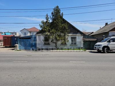 Продаю дом 5-ком. 160кв. м., этаж-1, 4-сот., стена саман, Жукеева Пудовкина дом 30.