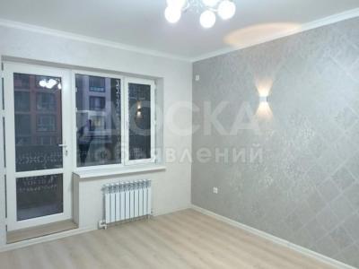 Продаю 1-комнатную квартиру, 55кв. м., этаж - 2/9, 7 апреля/Горького.